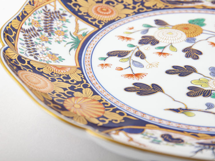 有田焼の技巧を尽くした美しい盛皿【賞美堂本店】其泉「琳派 古伊万里