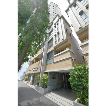 ドゥーエ西麻布Ⅰ