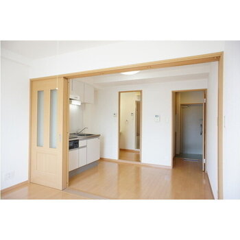 e-house