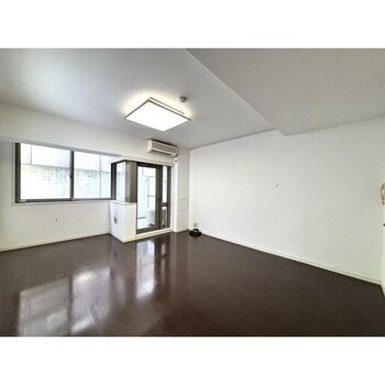 ZEL COURT AOYAMA