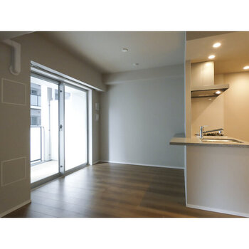 LIBR GRANT 西新宿EAST