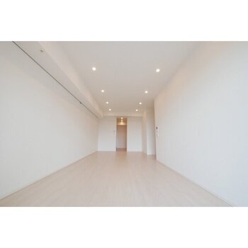 コンフォリア新宿イーストサイドタワー