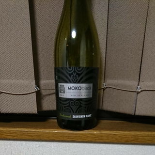 Moko Black Sauvignon Blanc(モコ・ブラック ソーヴィニヨン・ブラン)