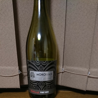 Moko Black Pinot Noir