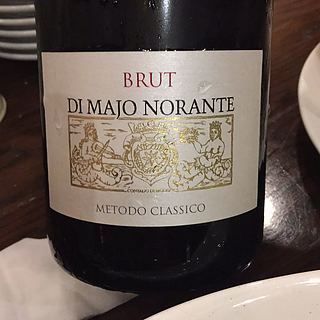 Di Majo Norante Spumante Brut Mettodo Classico(ディ・マーヨ・ノランテ スプマンテ・ブリュット メトド・クラッシコ)