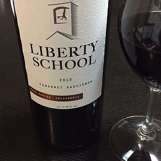 Liberty School Cabernet Sauvignon(リバティ・スクール カベルネ・ソーヴィニヨン)