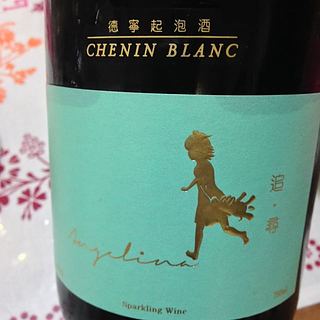 Angelina Sparkling Chenin Blanc