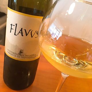 Abbazia di Novacella Flavvs(アッバツィア・ディ・ノヴァチッェラ フラバス)