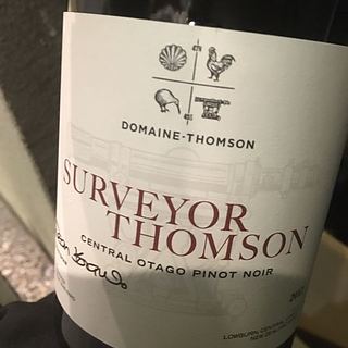 Surveyor Thomson Pinot Noir(サーヴェヤー・トムソン ピノ・ノワール)