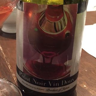 Funky Château Pinot Noir Vin Doux