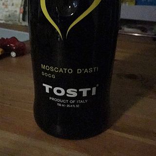 Tosti Moscato d'Asti
