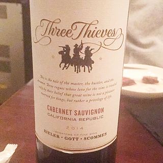 Three Thieves Cabernet Sauvignon(スリー・シーヴス カベルネ・ソーヴィニヨン)