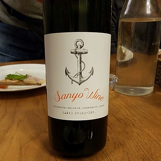 Sanyo Wine 赤