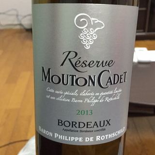 Mouton Cadet Réserve Bordeaux Blanc