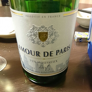 Amour de Paris Brut