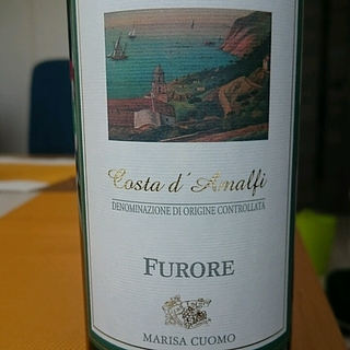 Marisa Cuomo Furore Bianco