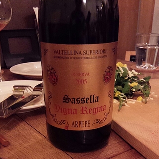 Arpepe (Ar.Pe.Pe) Valtellina Superiore Riserva Sassella Vigna Regina