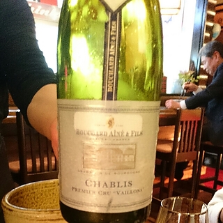 Bouchard Aîné & Fils Chablis 1er Cru Vaillons(ブジャール・エイネ・エ・フィス シャブリ プルミエ・クリュ ヴァイヨン)