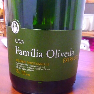 Familia Oliveda Extra Sec