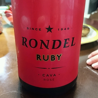 Rondel Ruby Rose