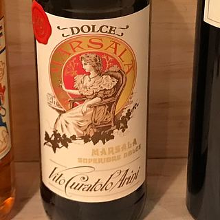 Curatolo Arini Marsala Superiore Dolce(クラトロ・アリーニ マルサラ・スペリオーレ ドルチェ)