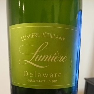 Lumière Pétillant Delaware