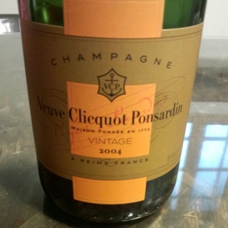 Veuve Clicquot Ponsardin Vintage(ヴーヴ・クリコ・ポンサルダン ヴィンテージ)