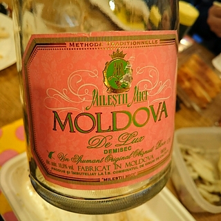 Mileştii Mici Moldova De Lux Roze Demi Sec