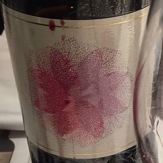 Dana Estates Onda Napa Valley Cabernet Sauvignon(ダナ・エステイツ オンダ ナパ・ヴァレー カベルネ・ソーヴィニヨン)