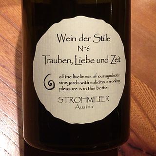 Strohmeier Trauben, Liebe und Zeit Wein der Stille N°6