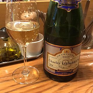 Champagne Charles d'Embrun Brut