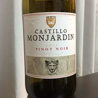 Castillo Monjardin Pinot Noir El Cerezo