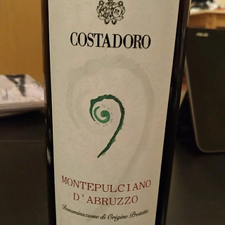 Costadoro Montepulciano d'Abruzzo(コスタドーロ モンテプルチャーノ・ダブルッツォ)