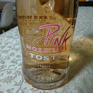 Tosti Moscato Pink(トスティ モスカート・ピンク)