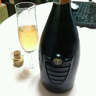Scrimaglio Alfa Romeo Spumante Brut Blanc de Noir