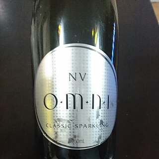 Omni Classic Sparkling NV