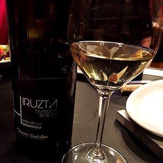 Hiruzta Berezia