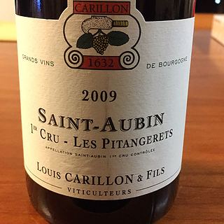 Louis Carillon et Fils Saint Aubin 1er Cru Les Pitavgerets