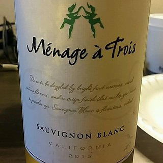 Ménage à Trois Sauvignon Blanc