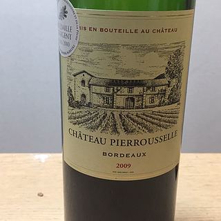 Ch. Pierrousselle Rouge