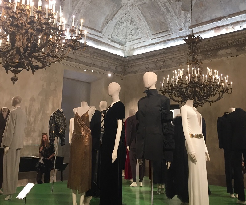 イタリアファッションの歴史を見れる回顧展「イタリアーナ」~ミラノ通信#28
