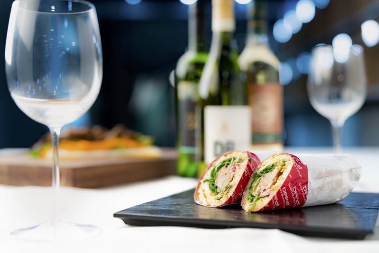 寿司2.0の世界!? 寿司ブリトー専門店「beeat Sushi Burrito Tokyo」がオープン