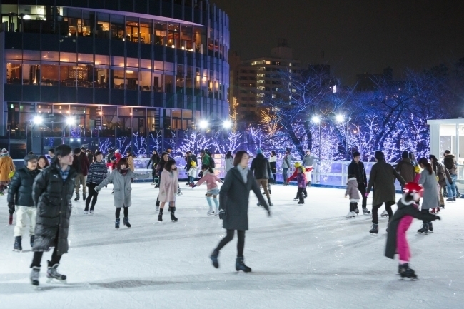 【チケプレあり】都内最大級! 屋外スケートリンク「MIDTOWN ICE RINK in Roppongi」にご招待