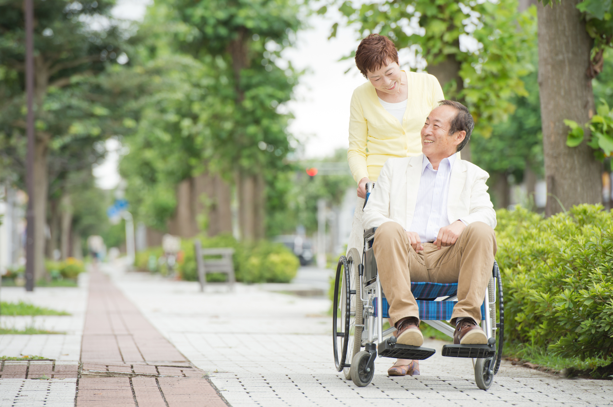 老老介護 認認介護とは 増加している原因と問題点 今後の対策 知っておきたい介護の知識 老老介護 認認介護とは 増加している原因と問題点 今後の対策 知っておきたい介護の知識