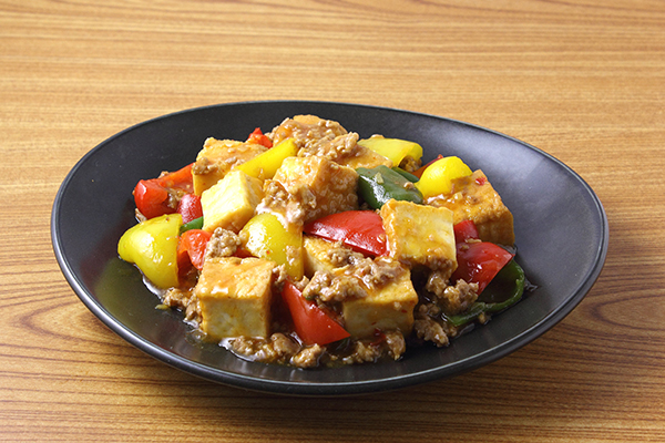 厚揚げの彩り麻婆豆腐