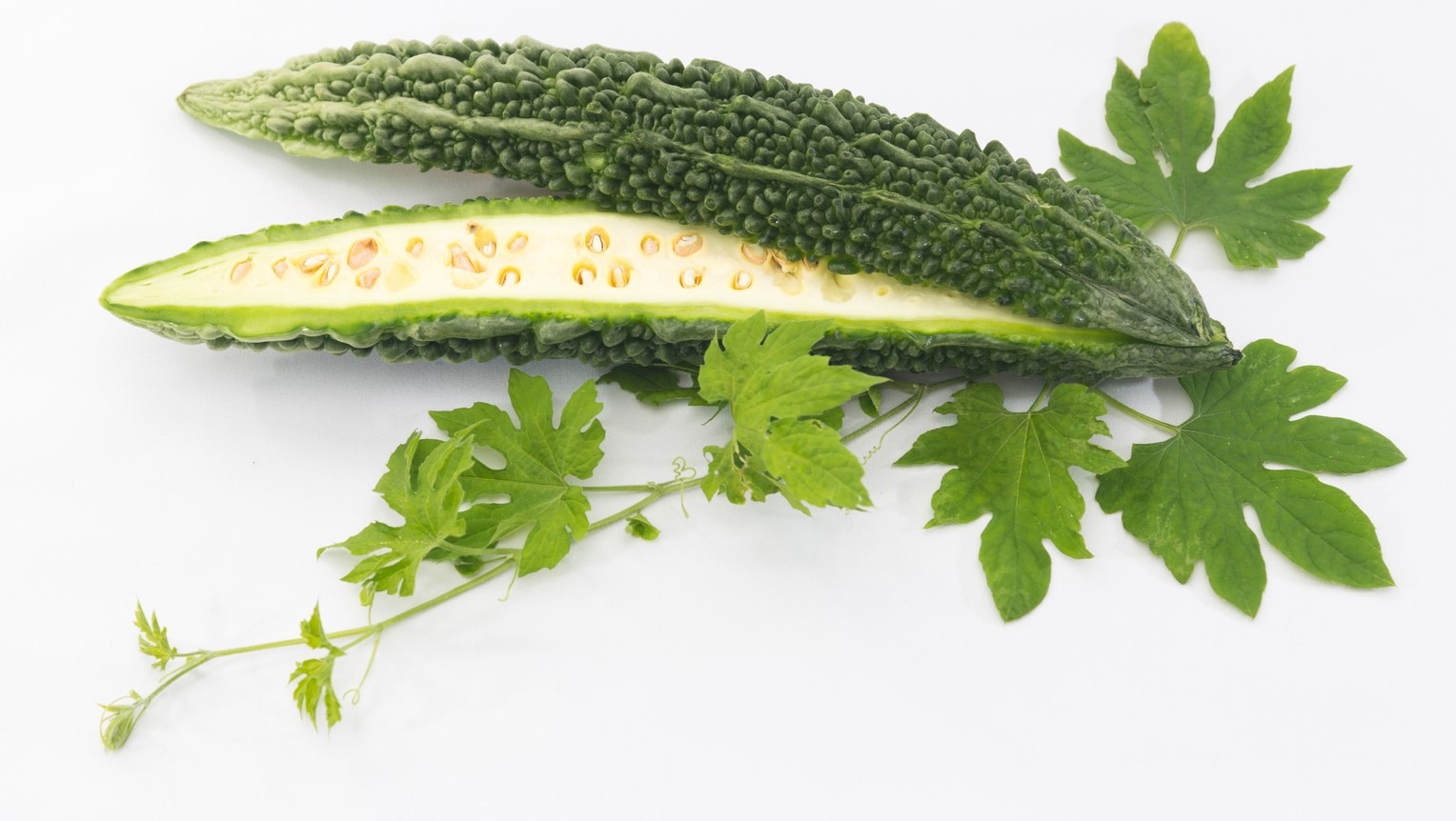 ゴーヤ の栄養素や歴史 管理栄養士監修 7月の旬の野菜の栄養学 コラム Eatreat