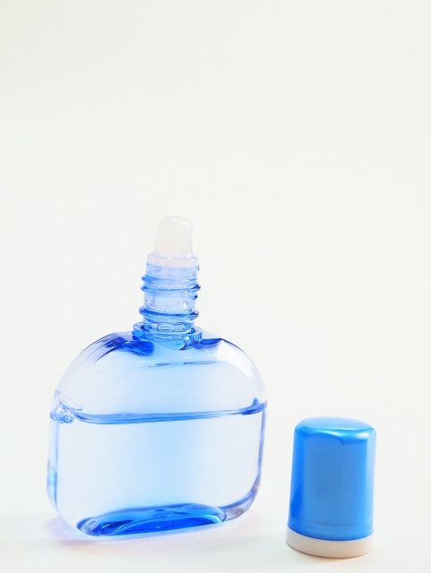 栄養ドリンクのニュース - 市販薬の罠 点鼻薬で鼻づまり、目薬で結膜炎悪化など - 最新ライフスタイルニュース一覧 - 楽天WOMAN