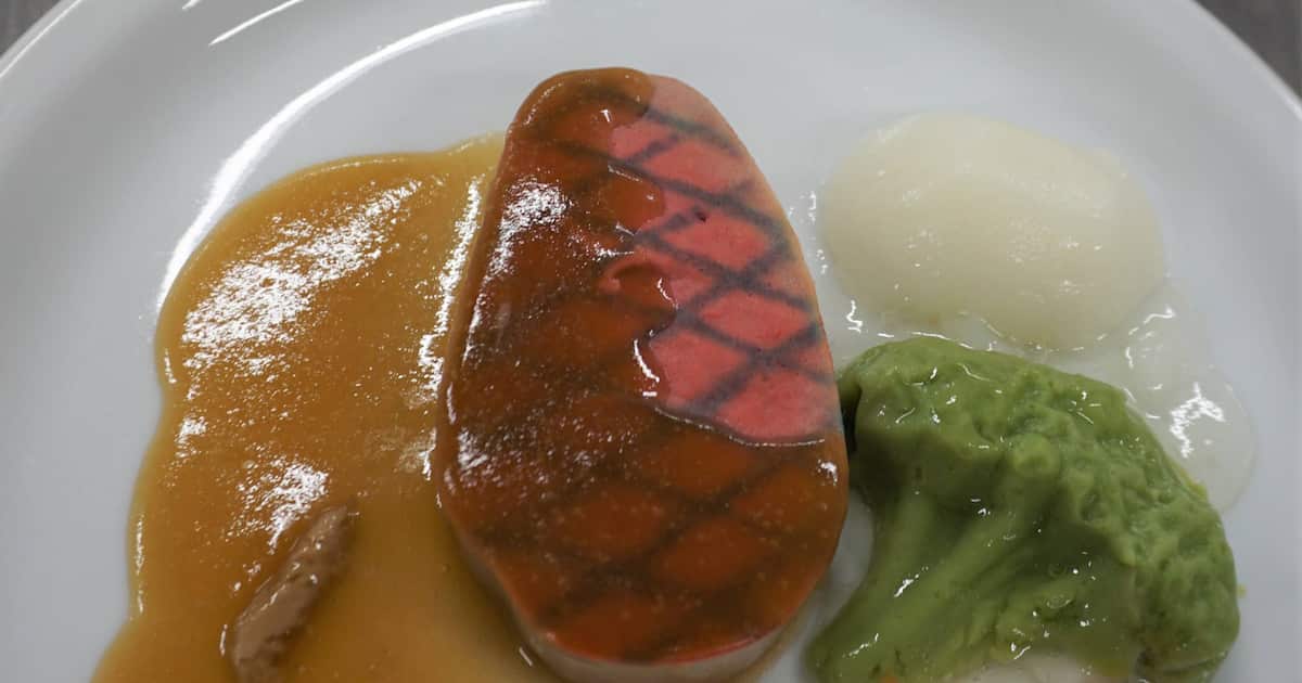 ステーキやお好み焼きも「未来の介護食」展示 東大阪の企業、10~16日に万博で - 産経ニュース