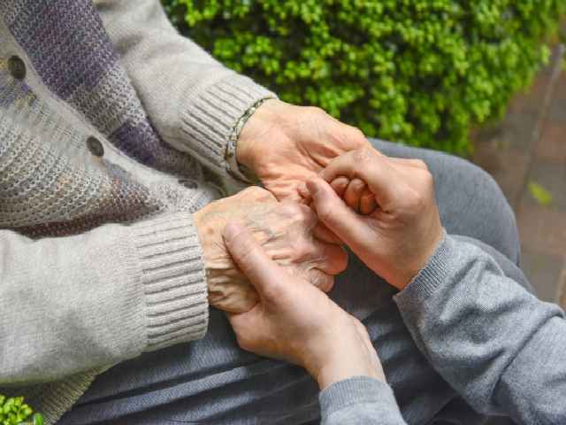 健康保険が抱える「2025年問題」 - Economic News
