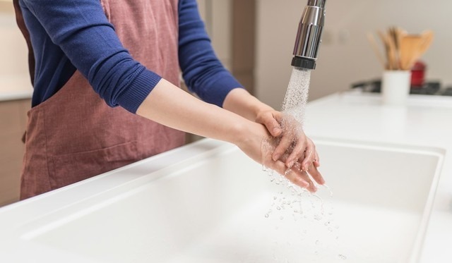 手荒れがバイ菌を定着させる!? 効果的な手の洗い方は | マイナビニュース